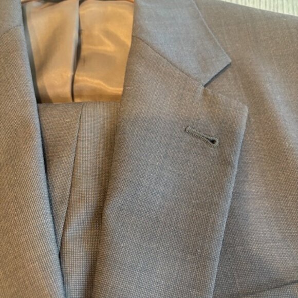 Men's Suit - Brown -  39R - Picture 4 of 8